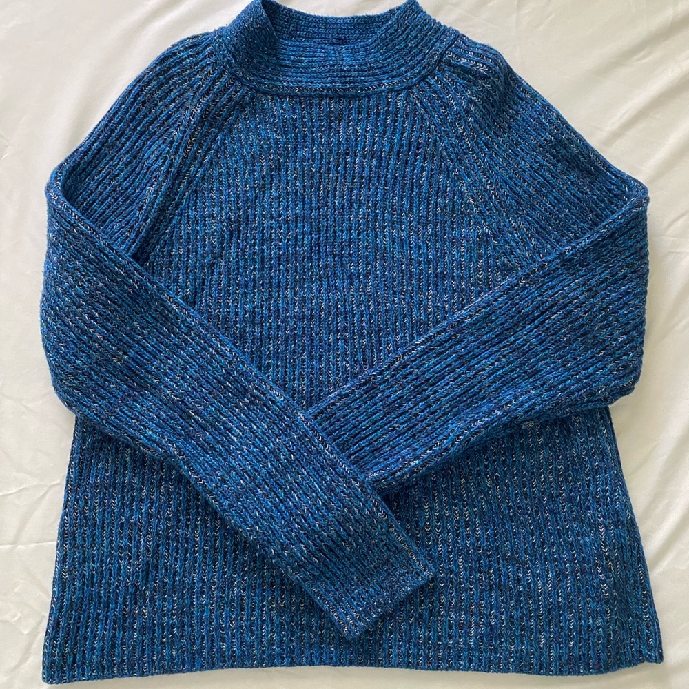 Banana Republic Sweater L